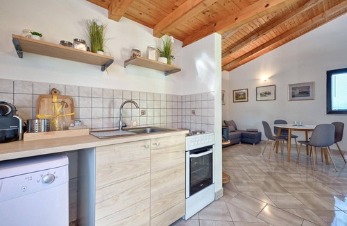 Duga Resa House | 1 bedroom nice home in Belavici