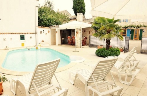Burici House | 128 m² House ∙ 3 bedrooms ∙ 7 guests