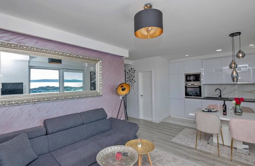 Zelenka Apartment | 2 bedroom amazing apartment in Makarska
