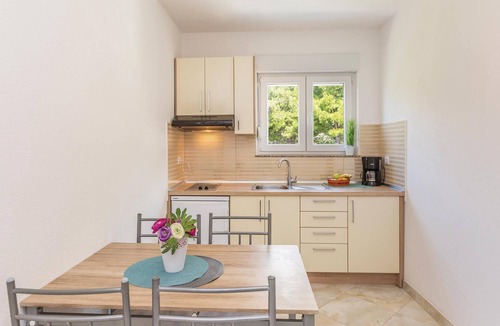 Bratus Apartment | 2 bedroom beautiful apartment in Krvavica