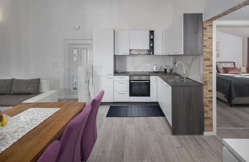 Nova Vas Apartment | 2 bedroom beautiful apartment in Nova Vas