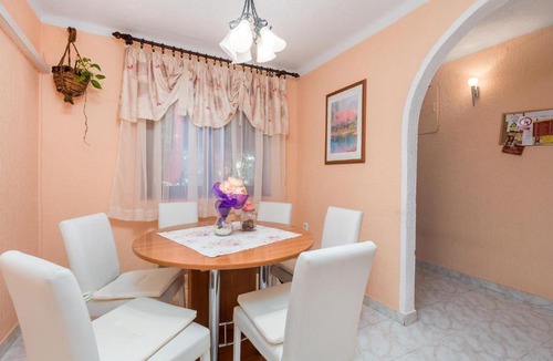 Sarsoni Apartment | 2 Bedroom Cozy Apartment In Rijeka