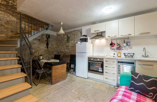 Bale House | 2 bedroom gorgeous home in Bale