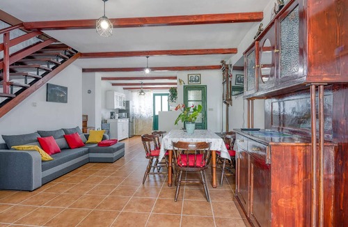 Veli Losinj Apartment | 2 bedroom gorgeous apartment in Veli Losinj