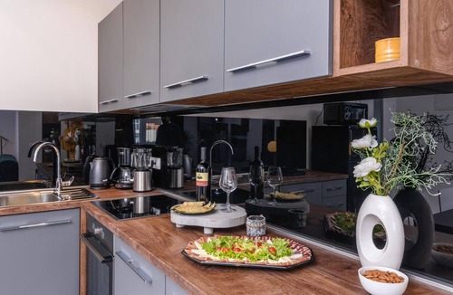 Kastel Gomilica Apartment | 2 bedroom lovely apartment in Kastel Gomilica