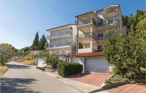 Ploce Apartment | 2 Bedroom Lovely Apartment In Ploce