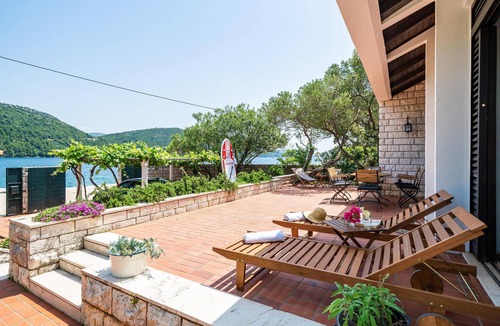 Broce House | 2 bedroom lovely home in Ston