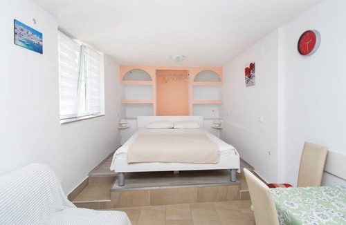 Grebastica Apartment | 22 m² Apartment ∙ 2 guests