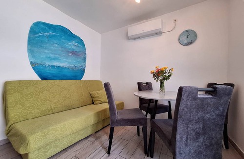 Jadranovo Apartment | 24 m² Apartment ∙ 2 guests