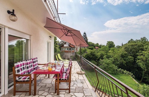 Jusici Apartment | 3 bedroom lovely apartment in Jurdani