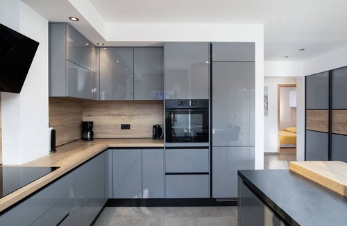 Sajini Apartment | 3-Schlafzimmer-Wohnung mit Gemeinschaftspool by Interhome