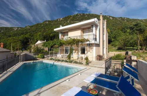 Krizisce House | 4 bedroom accommodation in Krizisce