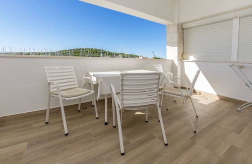 Rogoznica Apartment | 45 m² Apartment ∙ 1 bedroom ∙ 3 guests