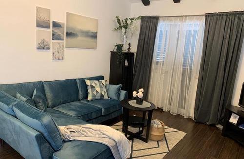 Pile Apartment | 4B Apartments