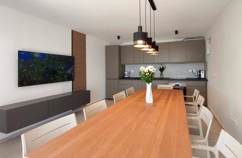 Podstrana House | 5 bedroom awesome home in Podstrana