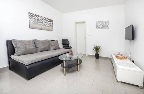 Razanj Apartment | 55 m² Apartment ∙ 2 bedrooms ∙ 4 guests