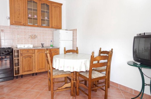 Pag Apartment | 60 m² Apartment ∙ 2 bedrooms ∙ 4 guests