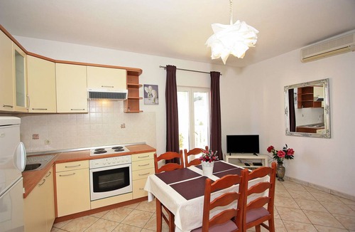 Supetar Apartment | 62 m² Apartment ∙ 2 bedrooms ∙ 5 guests