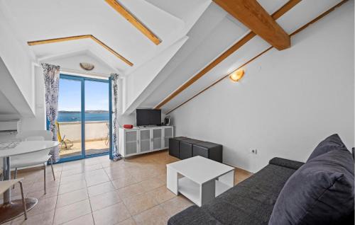 Brodarica Apartment | Amazing Apartment In Brodarica With Wifi