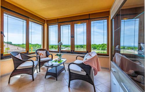 Gajana Apartment | Amazing Apartment In Gajana With Kitchen