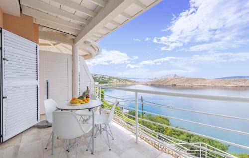 Lukovo Apartment | Amazing Apartment In Lukovo With House Sea View