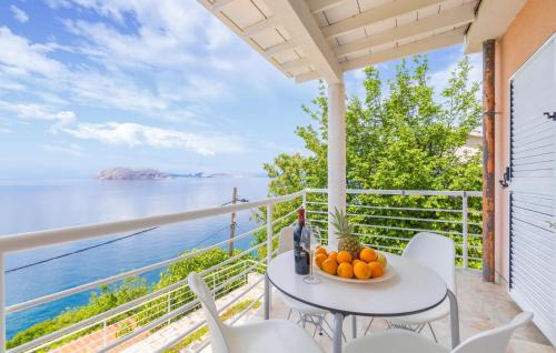 Lukovo Apartment | Amazing Apartment In Lukovo With House Sea View
