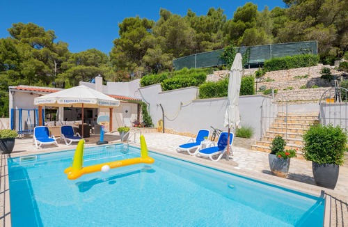 Pucisca Apartment | Amazing apartment in Pucisca