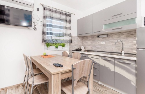 Lukovo House | Amazing home in Lukovo