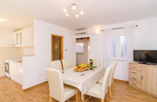 Sudurad House | Amazing home in Sipan