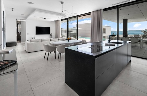Ugljan House | Amazing home in Ugljan with private swimming pool, can be inside or outside