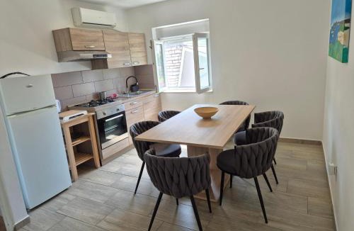 Pakostane Apartment | Apartman 2 Punta Pakoštane