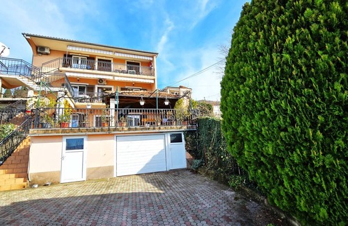 Zurkovo Apartment | Apartman Santa Lucia 2 Kostrena by Villas Guide
