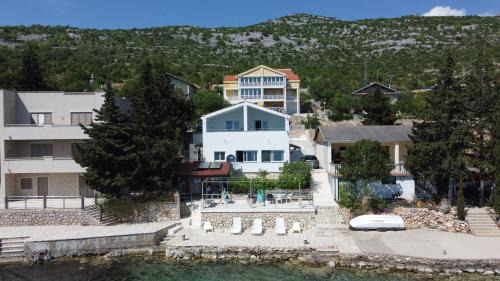 Starigrad Apartment | Apartman Luka 1