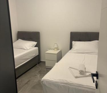 Skatari Apartment | Apartman TINI 2
