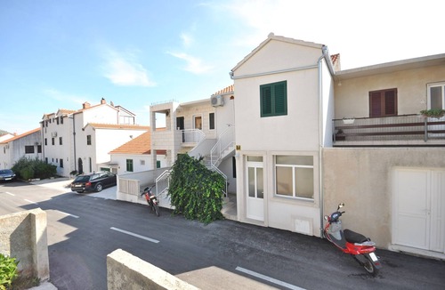 Bol Apartment | Apartment Anić (36691-A1) - Bol - island Brac