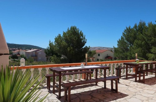 Barbat na Rabu Apartment | Apartment Buljubasic - RAB147 by Interhome