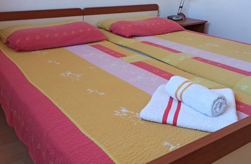 Zdrelac Apartment | Apartment Davor - with parking; A8(6) - Zdrelac, Island Pasman, Croatia
