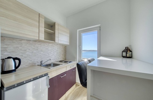 Ljubac Apartment | Apartment Gazic 1 by the Sea
