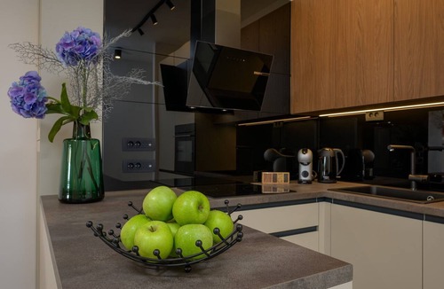 Znjan Apartment | Apartment 'Green Eden' with Sea View, Wi-Fi and Air Conditioning