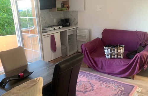 Vrsi Apartment | Apartment in Vrsi with Balcony, Air condition, WIFI (4824-5)