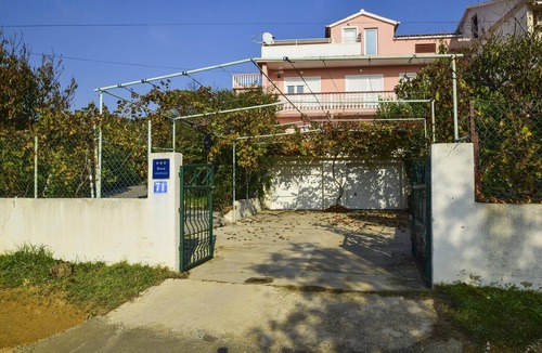 Vlasici Apartment | Apartment Komadina on the Island of Pag