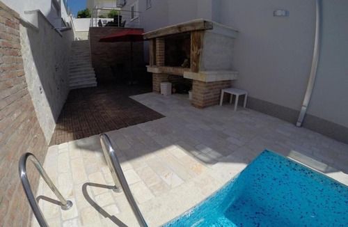 Okrug Gornji Apartment | Apartment Marinela - with pool