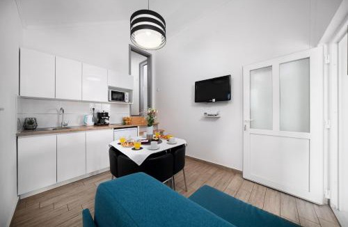 Drnis Apartment | Apartment Martin-near Krka National park - terrace, free parking, nature stay