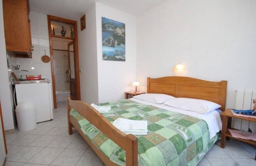 Zaklopatica Apartment | Apartment Mile - 10m from the sea SA2(2) Studio - Zaklopatica, Island Lastovo, Croatia