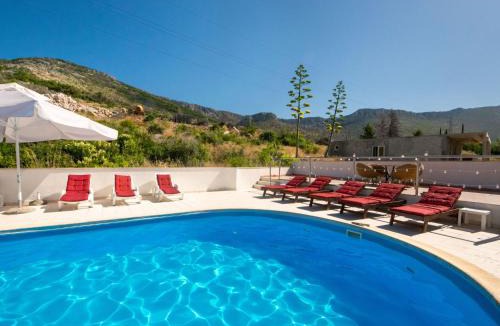 Stankovici Apartment | Apartment Orebić-2 by Interhome