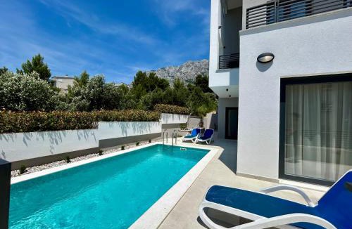 Zelenka Apartment | Apartment Petar - private heated pool and sea view