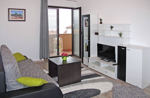 Kornic Apartment | Apartment Rosić by Interhome