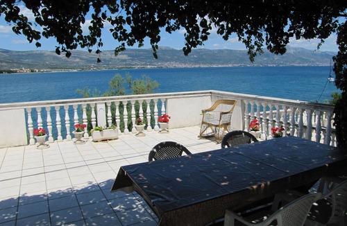 Arbanija Apartment | Apartment Roza (79791-A1) - Arbanija (Ciovo)