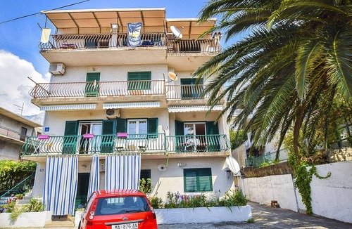 Gorinka Apartment | Apartment Zorka (39881-A1) - Makarska