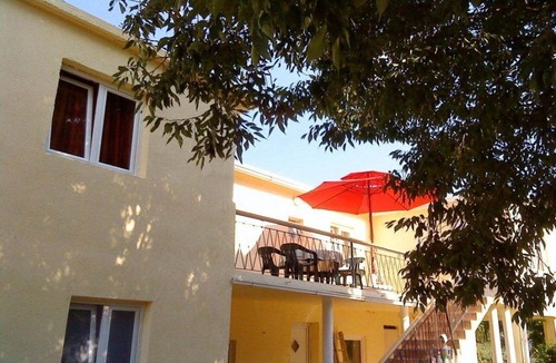 Gornji Karin Apartment | Apartments Štrbić - One Bedroom Apartment - Mely